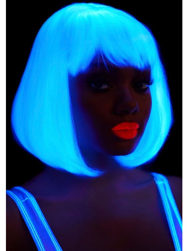 Witte Korte Bob Pruik