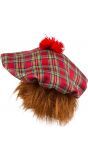 Schotse rode baret met haren