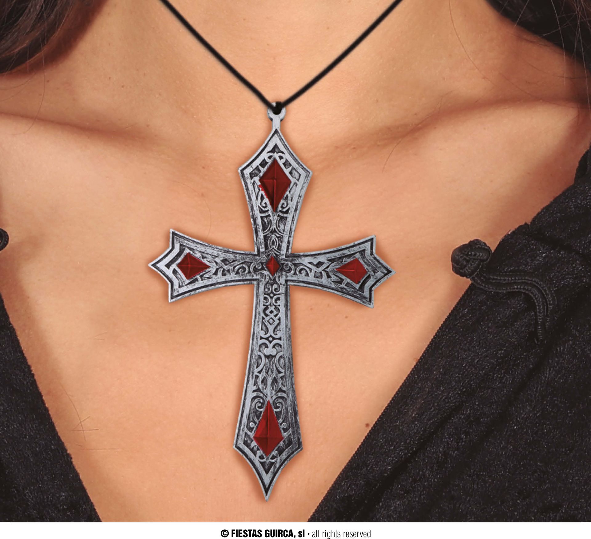 Gothic Ruby Kruis Ketting