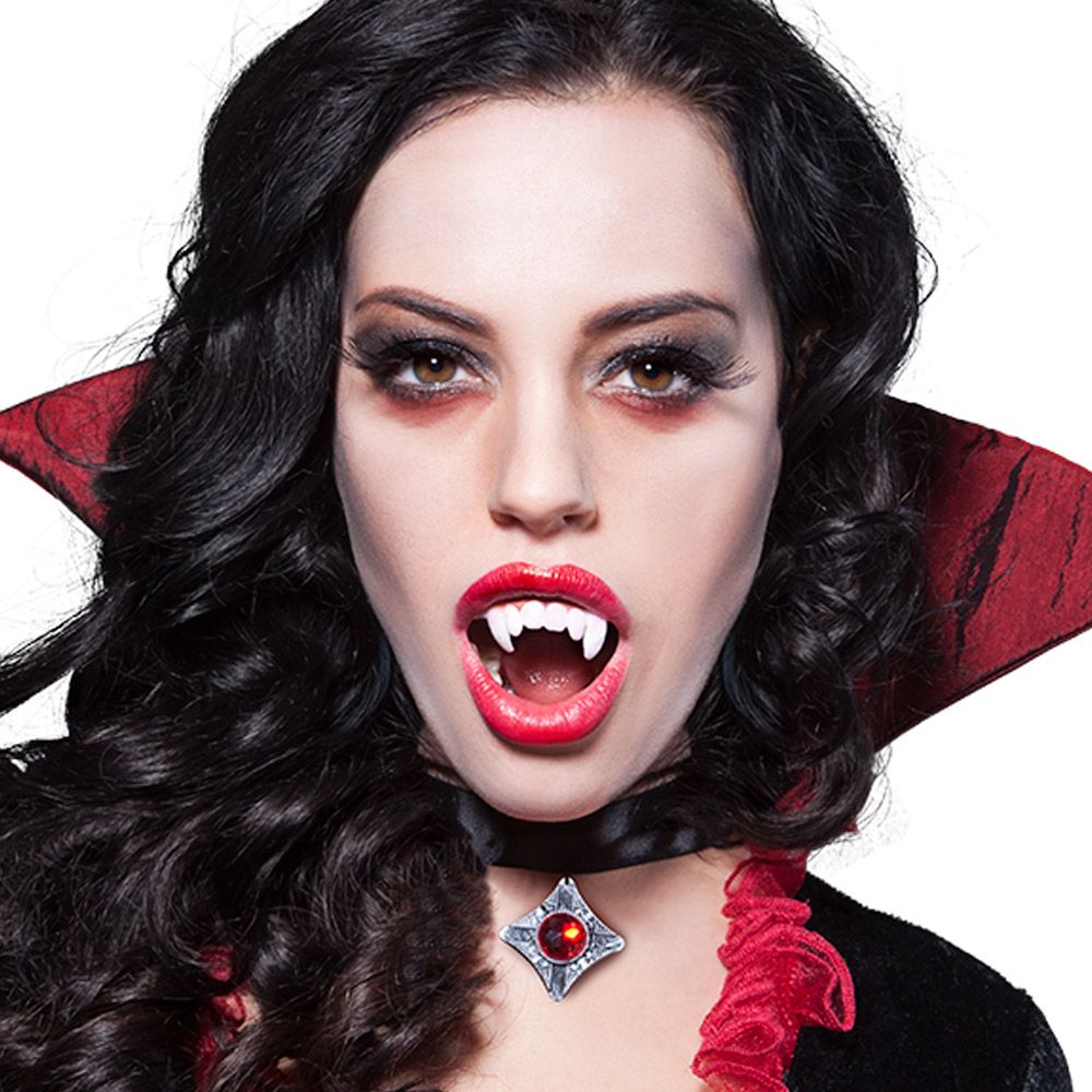 Klassiek vampier tanden gebitje