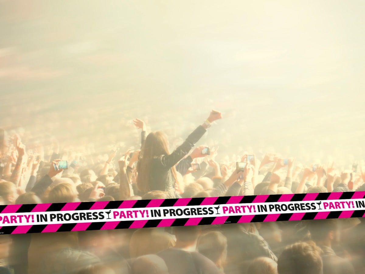 Party In Progress Afzetlint