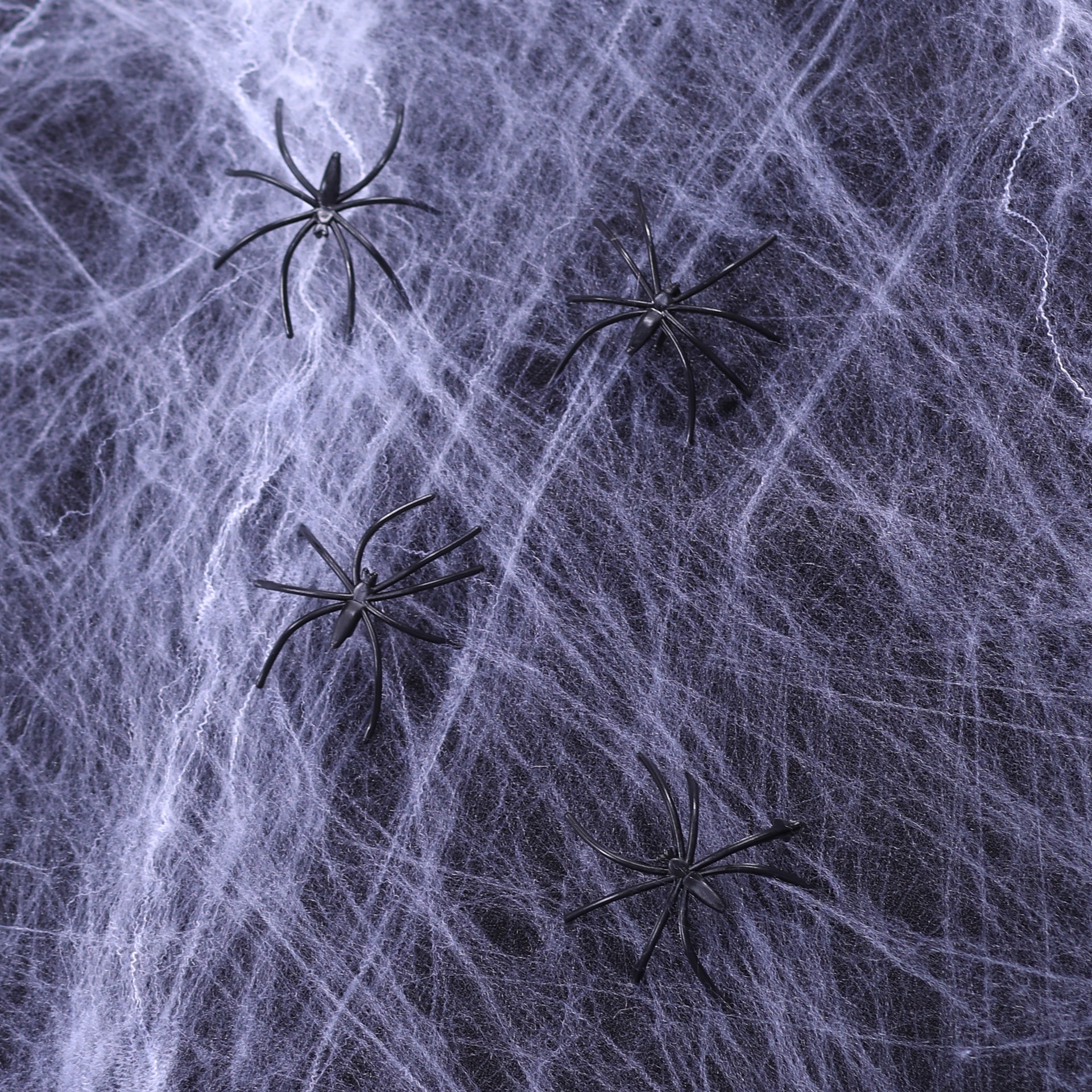 Wit Spinnenweb 125 gram met 12 Nep Spinnen Halloween